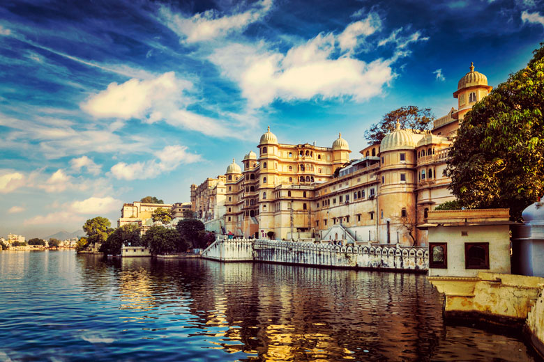 udaipur tourist places with images